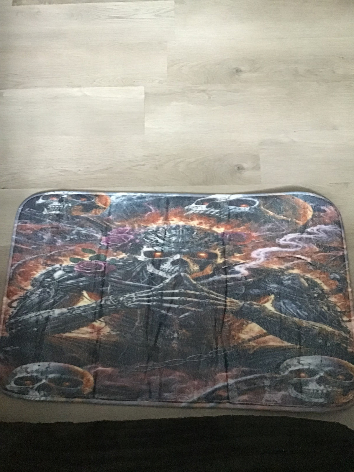 Floor mat with slip resistant back