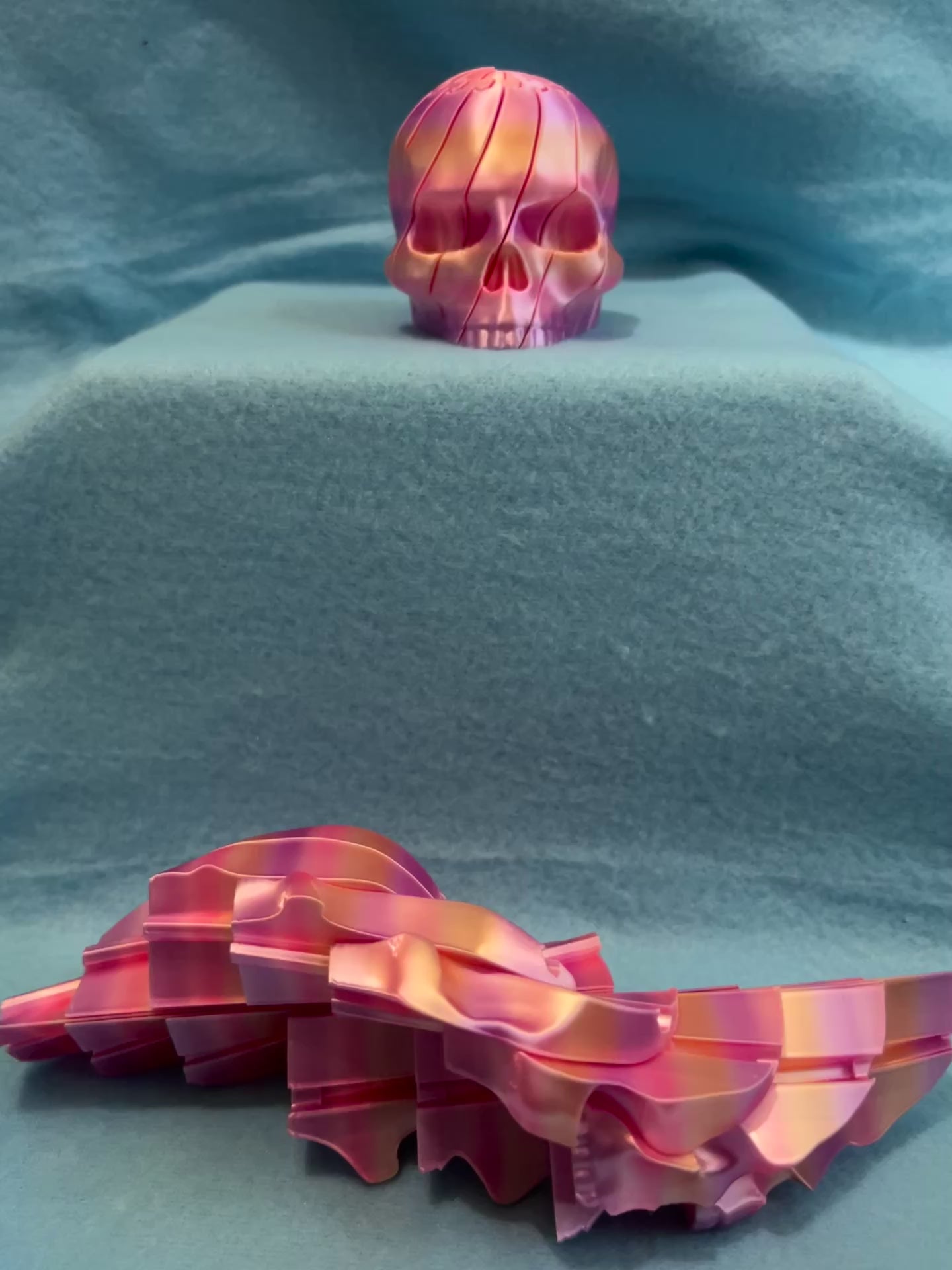 3D Printed Spinning and Collapsible Fidget Skull